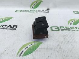Кнопка открывания багажника Volkswagen Passat (B6) 2005-2010  