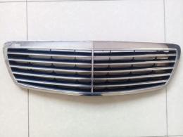 Решетка радиатора Mercedes E-Class (W211) 2002-2009