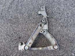 Петля капота правая Mercedes E-Class (W211) 2002-2009