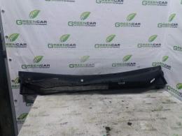 Планка под лобовое стекло (Жабо) Opel Astra (H) 2004-2014