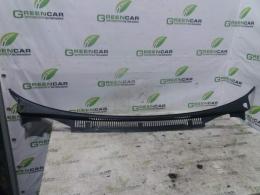 Планка под лобовое стекло (Жабо) Volkswagen Touran (I) 2003-2010