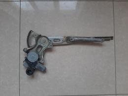 Стеклоподъемник передней правой двери Lexus LS 460/600 (IV) 2006-2012