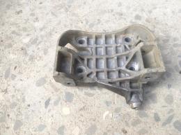 Кронштейн генератора Volkswagen Touareg (I) 2002-2010