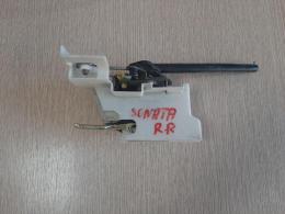 Замок задней правой двери Hyundai Sonata (IV) 1998-2012