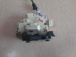 Замок передней правой двери Volkswagen Passat (B6) 2005-2010