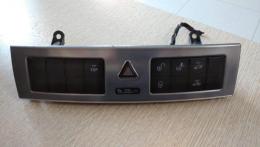 Блок кнопок Mercedes C-Class (W203) 2000-2008