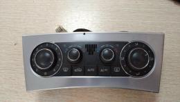 Блок управления отопителем Mercedes C-Class (W203) 2000-2008