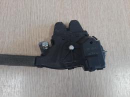 Замок крышки багажника Mercedes C-Class (W204) 2006-2015