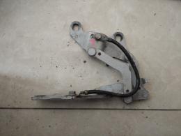 Петля капота левая BMW 3 Series (E90;E93) 2005-2013 