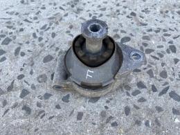 Опора двигателя задняя Opel Astra (H) 2004-2014