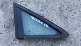 Стекло кузовное глухое переднее правое Volkswagen Touran (I) 2003-2010  