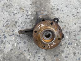Кулак поворотный передний правый Peugeot 206 1998-2012