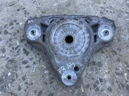 Кронштейн переднего амортизатора Audi A4 (B6) 2000-2006