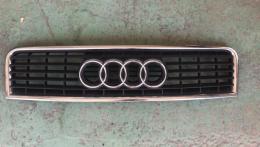 НЕТ В НАЛИЧИИ Решетка радиатора Audi A4 (B6) 2000-2006