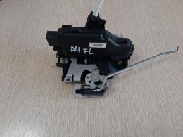 Замок передней левой двери  Audi A4 (B6) 2000-2006