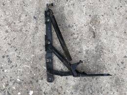 Петля крышки багажника левая Mercedes S-Class (W220) 1998-2005