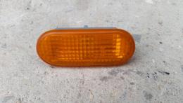 Повторитель на крыло Volkswagen Transporter (T5) 2003-2015