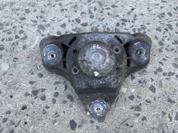 Кронштейн переднего амортизатора Volkswagen Passat (B5+) 2000-2005