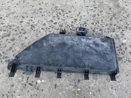 Крышка салонного фильтра правая BMW 5 Series (E60) 2002-2010