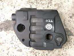 Накладка декоративная на двигатель Volkswagen Passat (B5+) 2000-2005