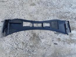 Планка под лобовое стекло (Жабо) Volkswagen Passat (B5+) 2000-2005