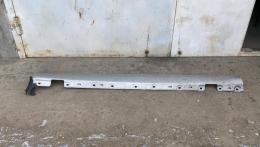 Накладка на порог правая Mercedes C-Class (W203) 2000-2008
