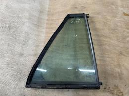 Стекло задней правой двери (Форточка) Mercedes C-Class (W203) 2000-2008