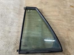 Стекло задней левой двери (Форточка) Mercedes C-Class (W203) 2000-2008