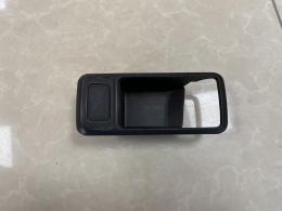 Накладка ручки правая Ford Focus (II) 2005-2011