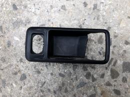Накладка ручки правая Ford C-Max (I) 2003-2010