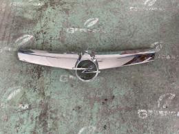 НЕТ В НАЛИЧИИ Накладка на решетку радиатора Opel Vectra (C) 2002-2008