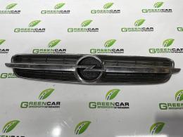 Решетка радиатора Opel Vectra (C) 2002-2008