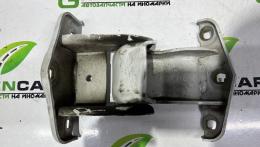 Петля двери багажника правая Renault Trafic (X83) 2001-2014