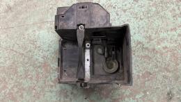 Корпус аккумулятора Ford C-Max (I) 2003-2010