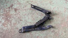 Петля крышки багажника левая Opel Vectra (C) 2002-2008