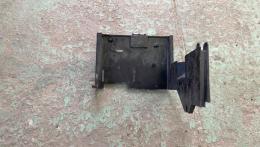 Корпус аккумулятора Ford C-Max (I) 2003-2010