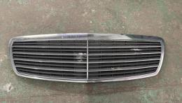 НЕТ В НАЛИЧИИ Решетка радиатора Mercedes E-Class (W211) 2002-2009
