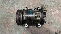Компрессор кондиционера Ford C-Max (I) 2003-2010 