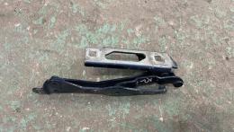Петля крышки багажника правая Opel Vectra (C) 2002-2008