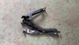 Петля крышки багажника правая Opel Vectra (C) 2002-2008