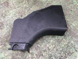 Обшивка стойки передняя нижняя правая Kia Sportage (II) 2004-2010 