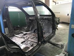 Порог со стойкой правый Kia Sportage (II) 2004-2010