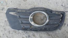 Решетка в бампер правая Mercedes C-Class (W204) 2006-2015