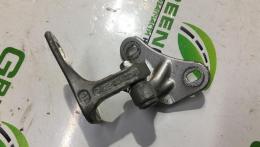 Петля двери Mercedes C-Class (W203) 2000-2008