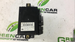 Блок управления замком двери багажника Mercedes E-Class (W211) 2002-2009