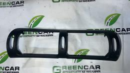 Накладка на дефлектор воздушный центральный Mercedes C-Class (W203) 2000-2008  