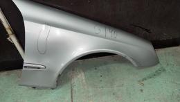 Крыло переднее правое Mercedes E-Class (W211) 2002-2009