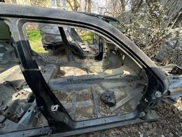 Стойка правая Mercedes E-Class (W210) 1995-2003