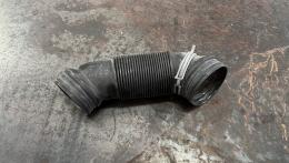 Патрубок воздушного фильтра Volkswagen Passat (B6) 2005-2010
