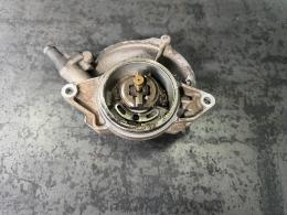 Насос вакуумный Audi A4 (B6) 2000-2006